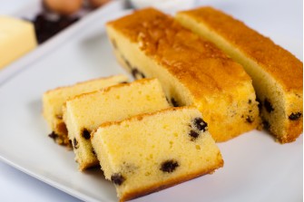 Sultanas (Raisins) Butter Cake