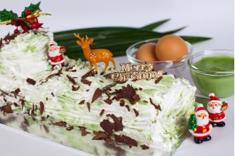 Christmas Pandan Kaya Delight Log Cake